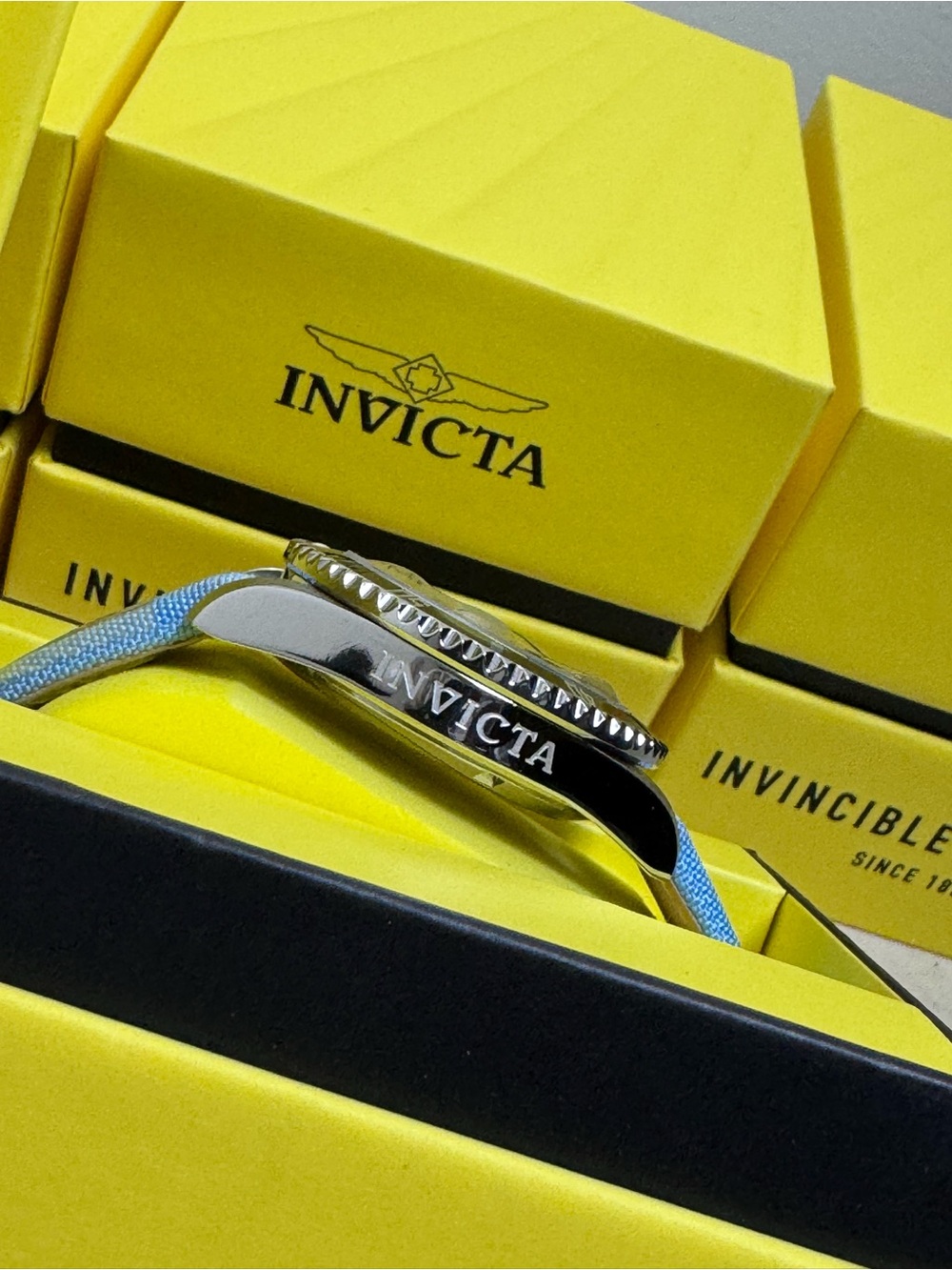 Invicta Pro Diver Exovian Quartz Watch 42mm (50532) w/ yellow carrying case NWT - Picture 3 of 6